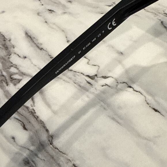 Hawkers Warwick Uptown S9/HWRS21BBTP Black Sunglasses 51-20-140 - Picture 7 of 9